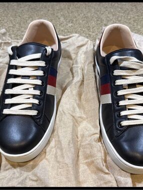 Gucci Black Blind For Love Leather Low-Top Sneakers with Red & Blue Web Stripe